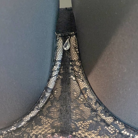EUC Torrid black and nude microfiber and lace crystal detail multi way bra - Picture 3 of 8